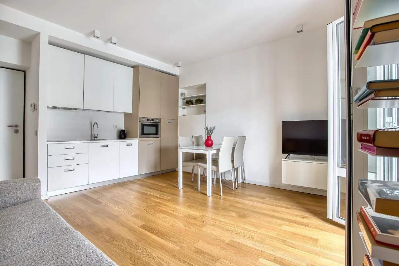 Apartment Joivy Fantastic Flat Near City Center Milan Italy