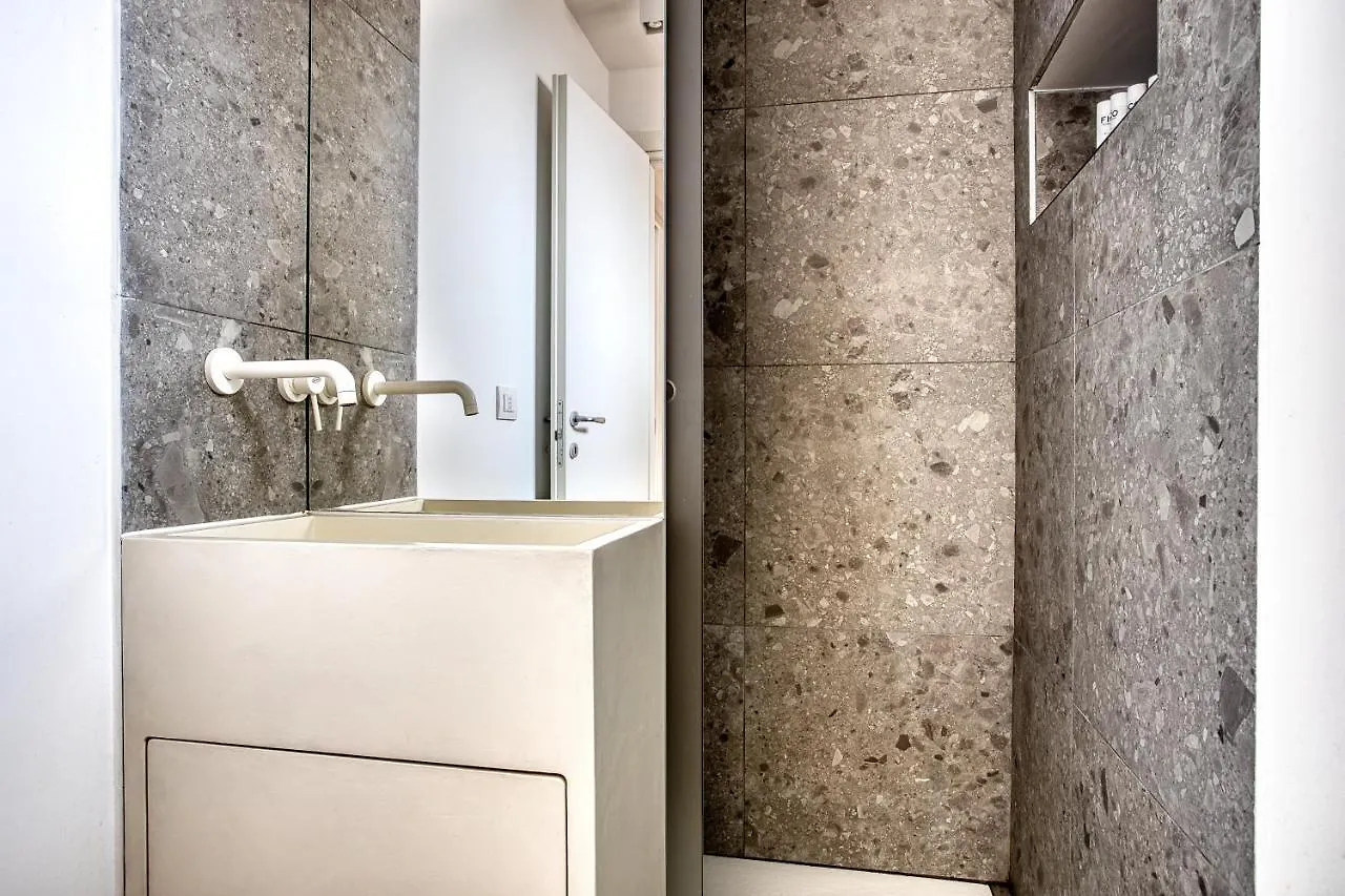 Joivy Fantastic Flat Near City Center Milan 0*,