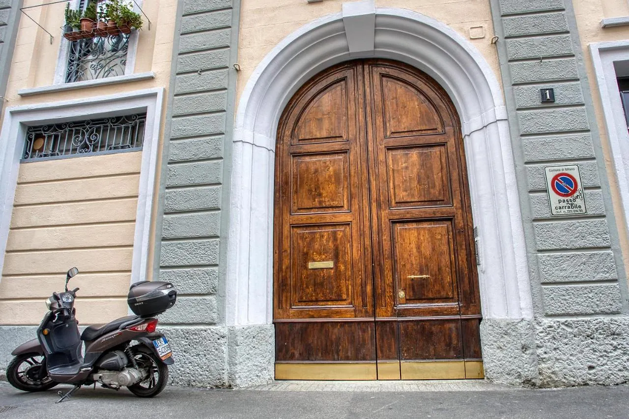 Joivy Fantastic Flat Near City Center Milan 0*,