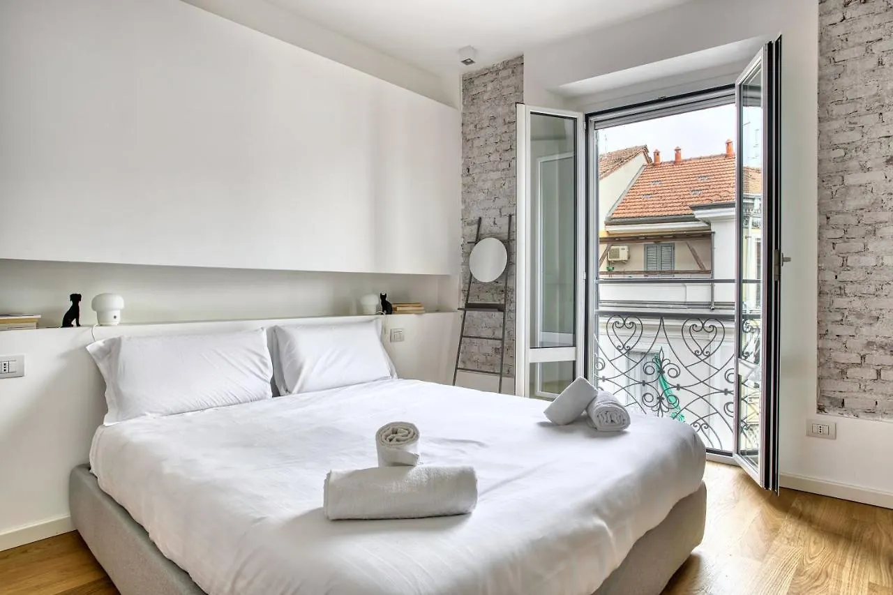 Apartment Joivy Fantastic Flat Near City Center Milan